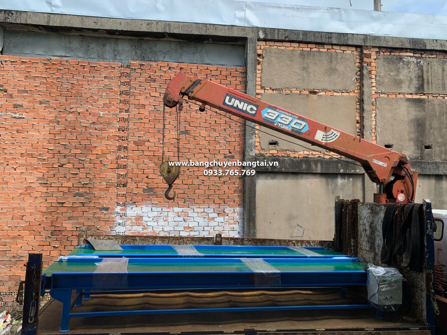 len duong di ban giao bang tai pvc