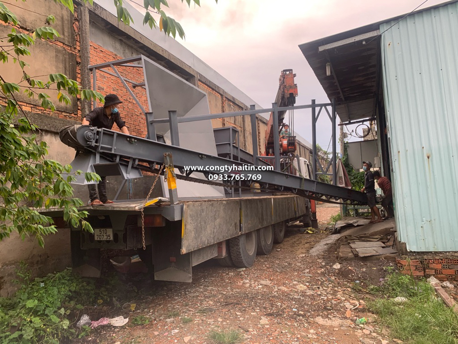 đưa băng tải lên xe