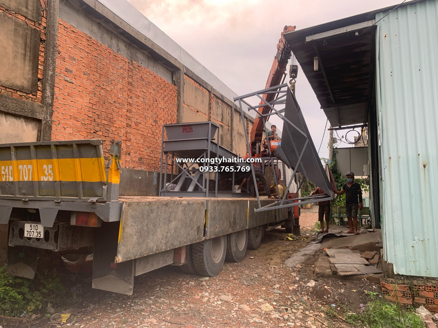 dua silo chua len xe