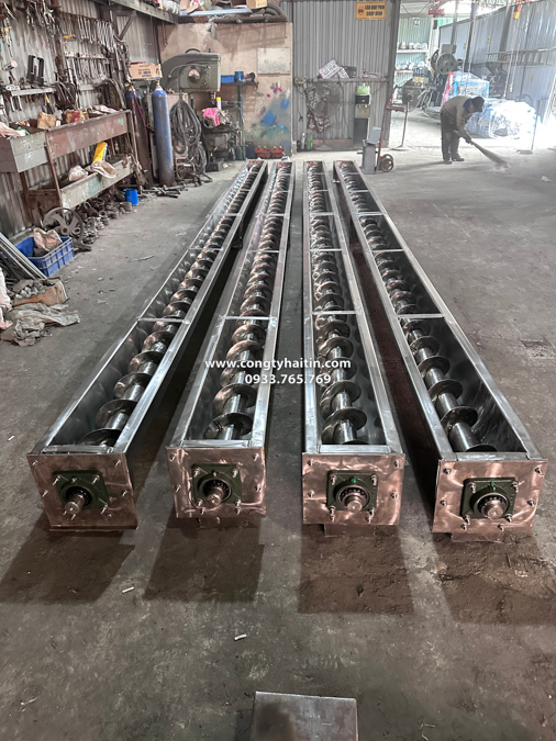 04 vit tai mang inox