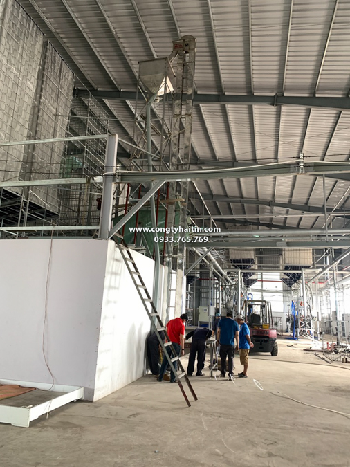 ban giao gau tải inox