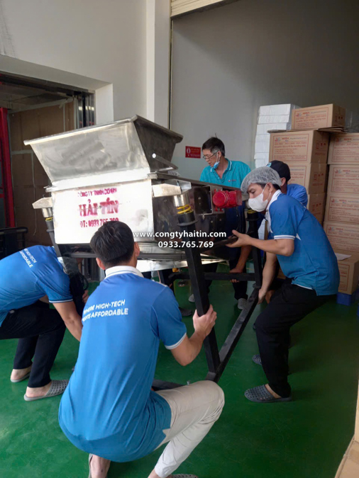 toi vi tri ban giao may sang rung inox