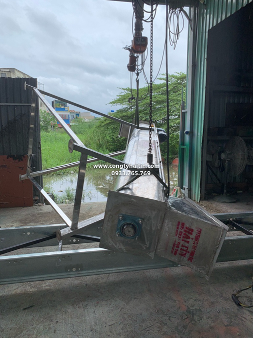 chuan bi vận chuyen vit tai mang di ban giao