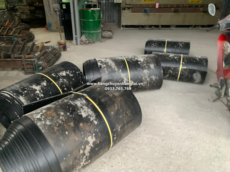 dây cao su băng tai