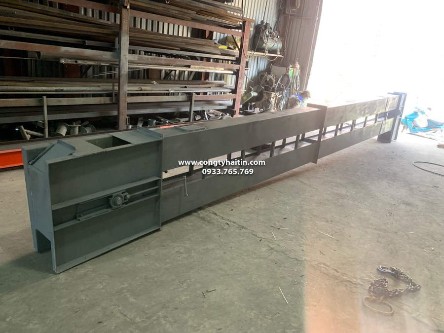 dang thi cong  gau tai dung 2 ong