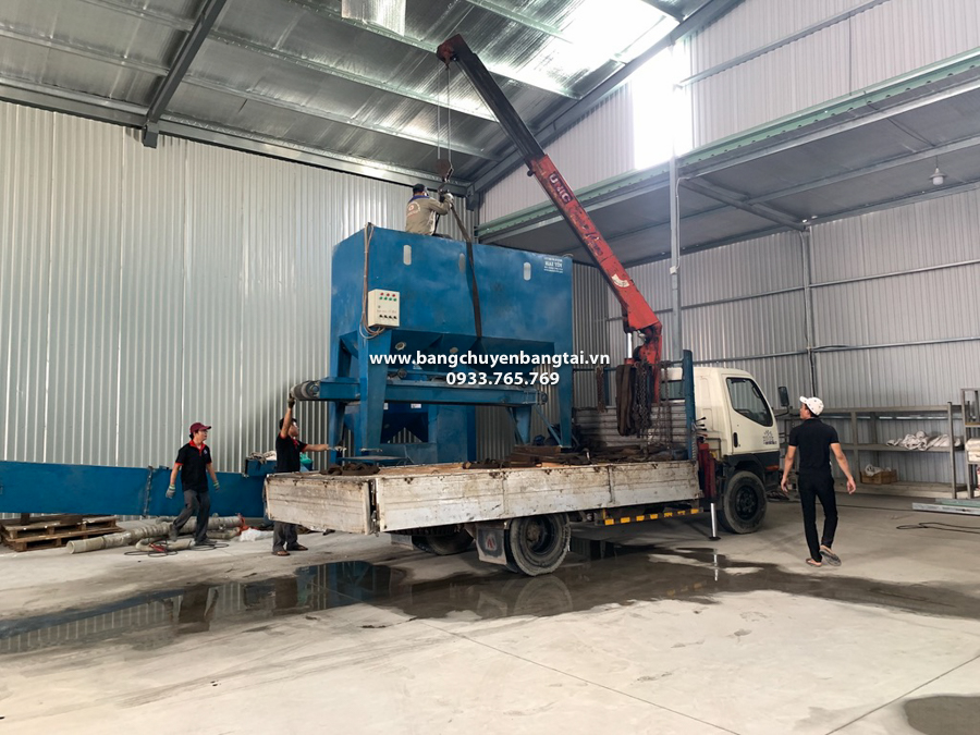 thi cong lao dat may tron gao