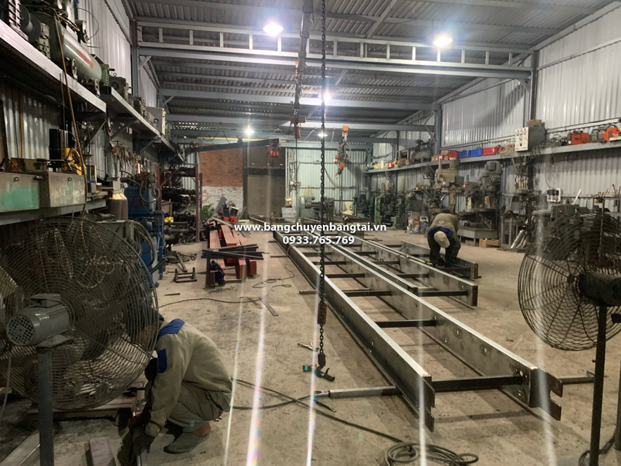 thi công khung suon canh bang tai