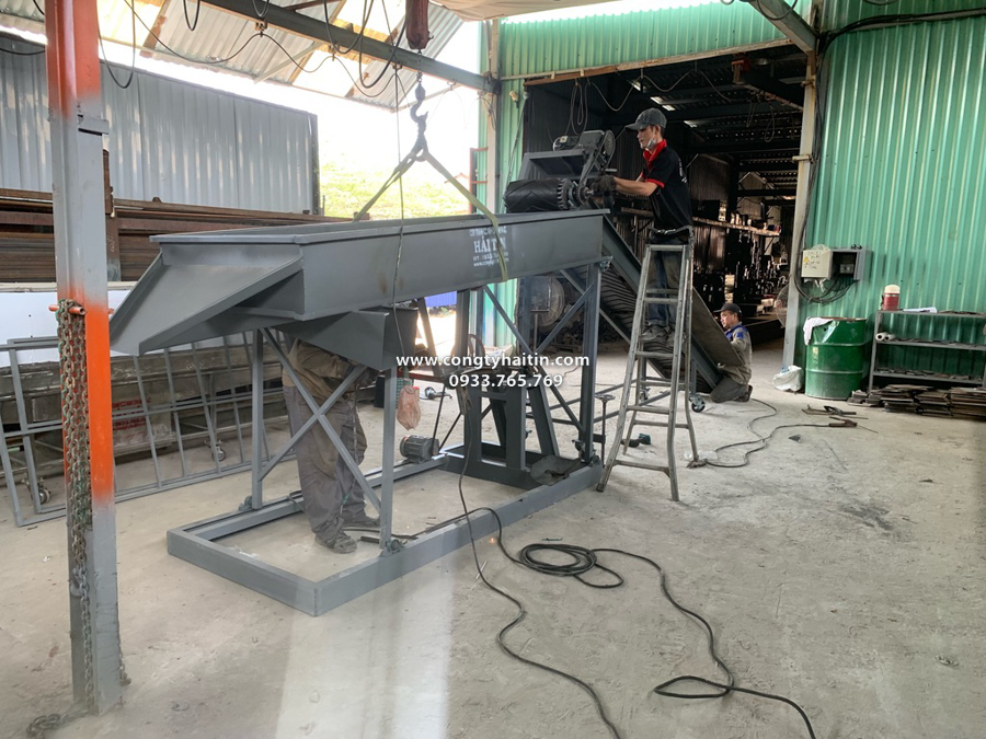 thi công lắp ráp linh kiện máy sàng