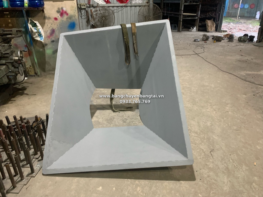 thi công phểu chứa