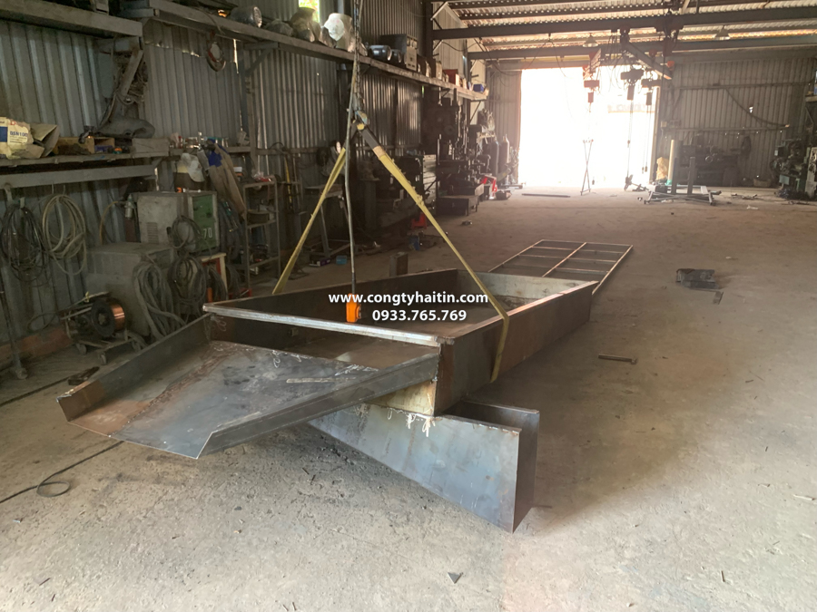 thi công thùng sàn