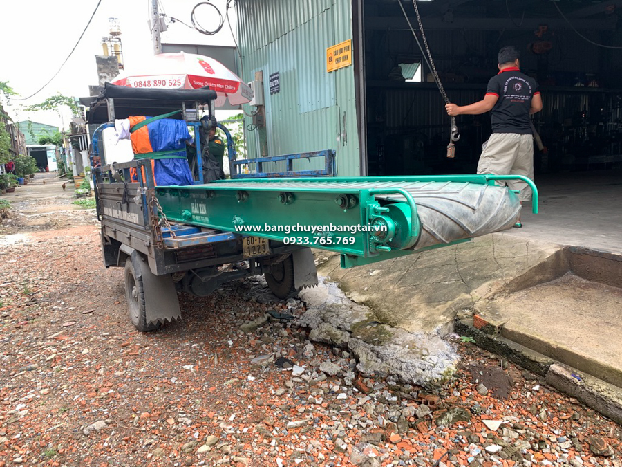 van chuyen bang tai di ban giao