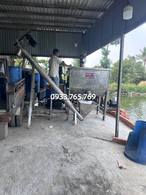 ban giao day chuyen may tron dau ca