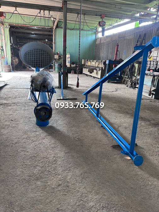 chuan bi ban giao vit tai len xe bon