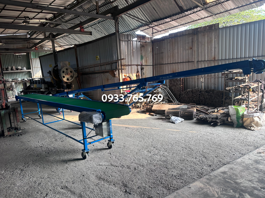 thi cong hoan thien bo doi bang tai pvc