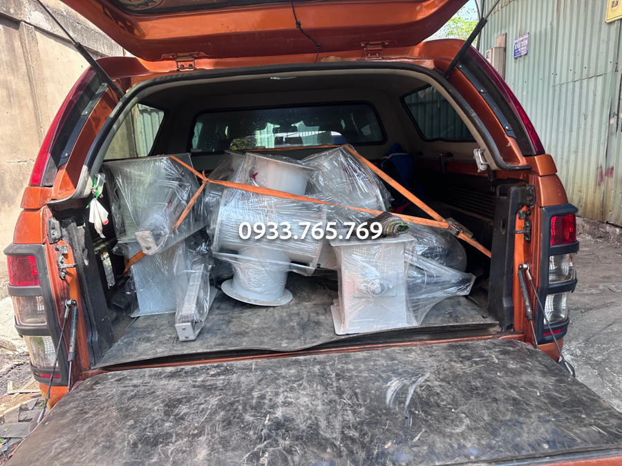 len duong ban giao 06 bộ van xa