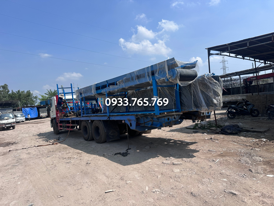 len duong ban giao 04 bang tai ra dao phu quy