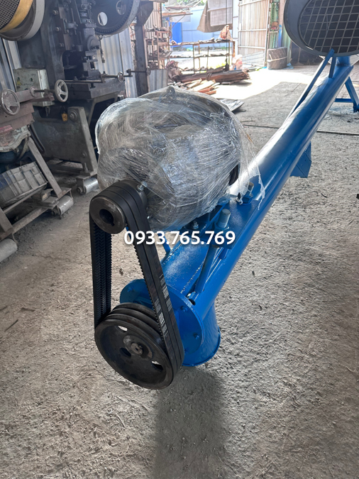 motor vit tai len xe bon