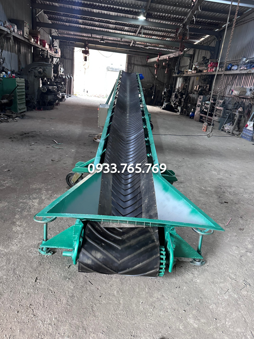 thi cong bang tai cafe 10m