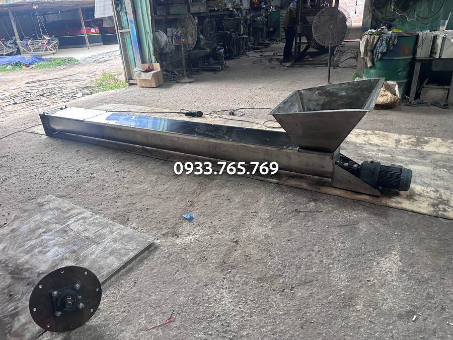 da thi cong hoan thien vit tai mang inox