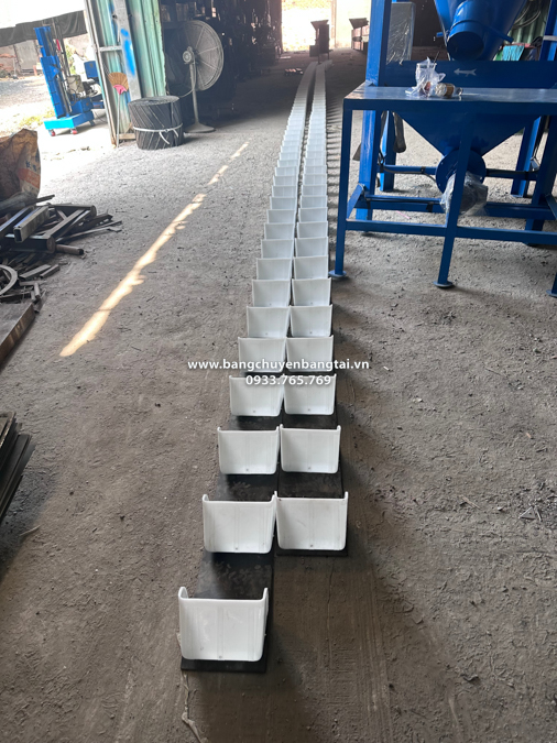 thi công bắt gầu múc