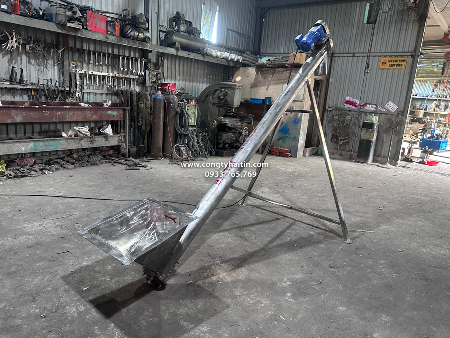 thi công hoan thien vit tai 3 m inox 304