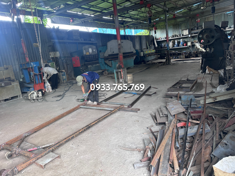 thi công tay do nang ha bang tai 6.5m