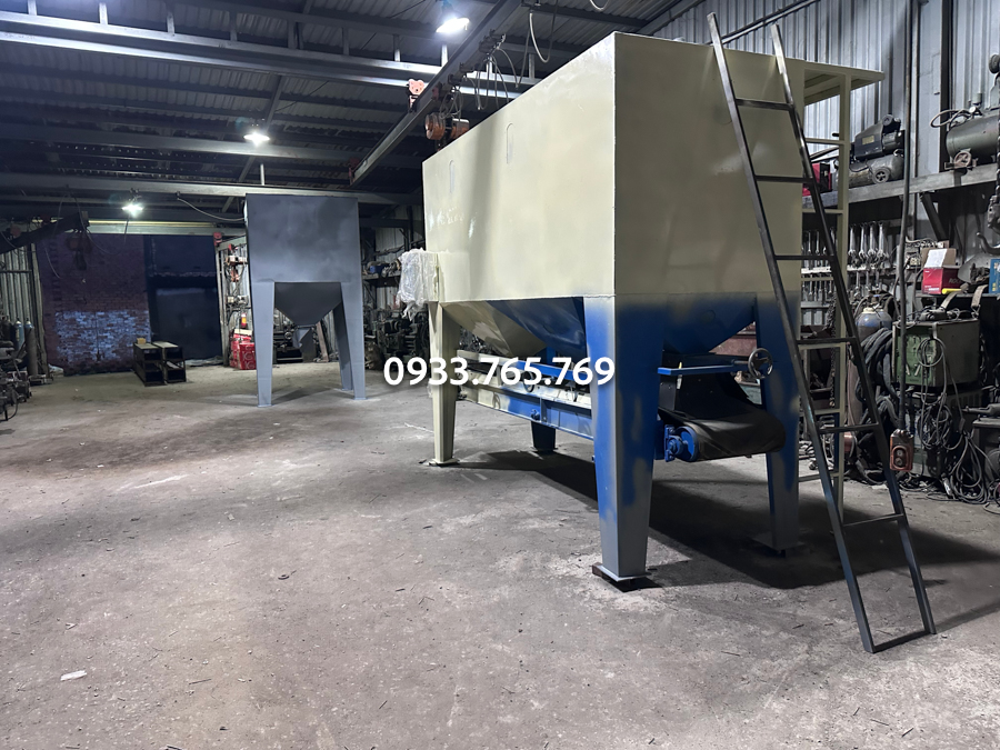 thi cong thung chua gao